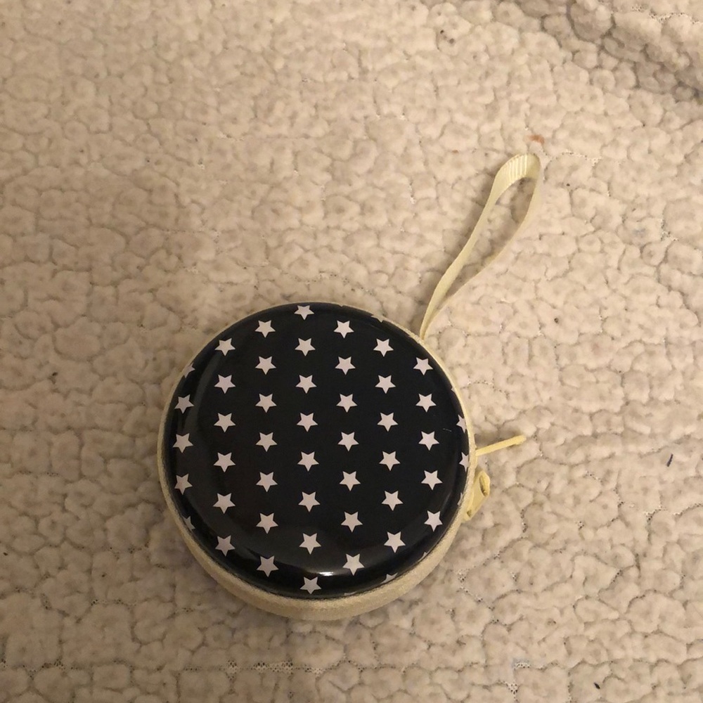 Star coin purse